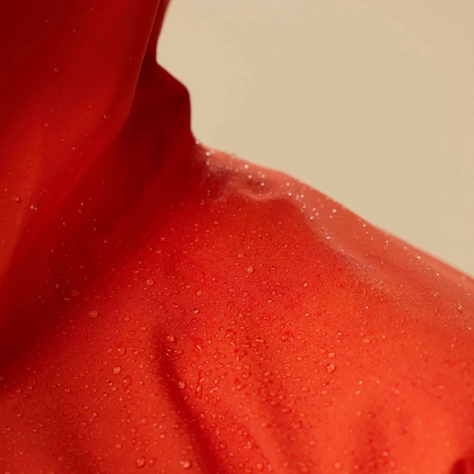 ponczo_rowerowe_Fjallraven_Hoja_Rain_Fox_Poncho_4.webp