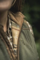 Sandhem 200 Waistcoat Woman, kolor: Grape Leaf