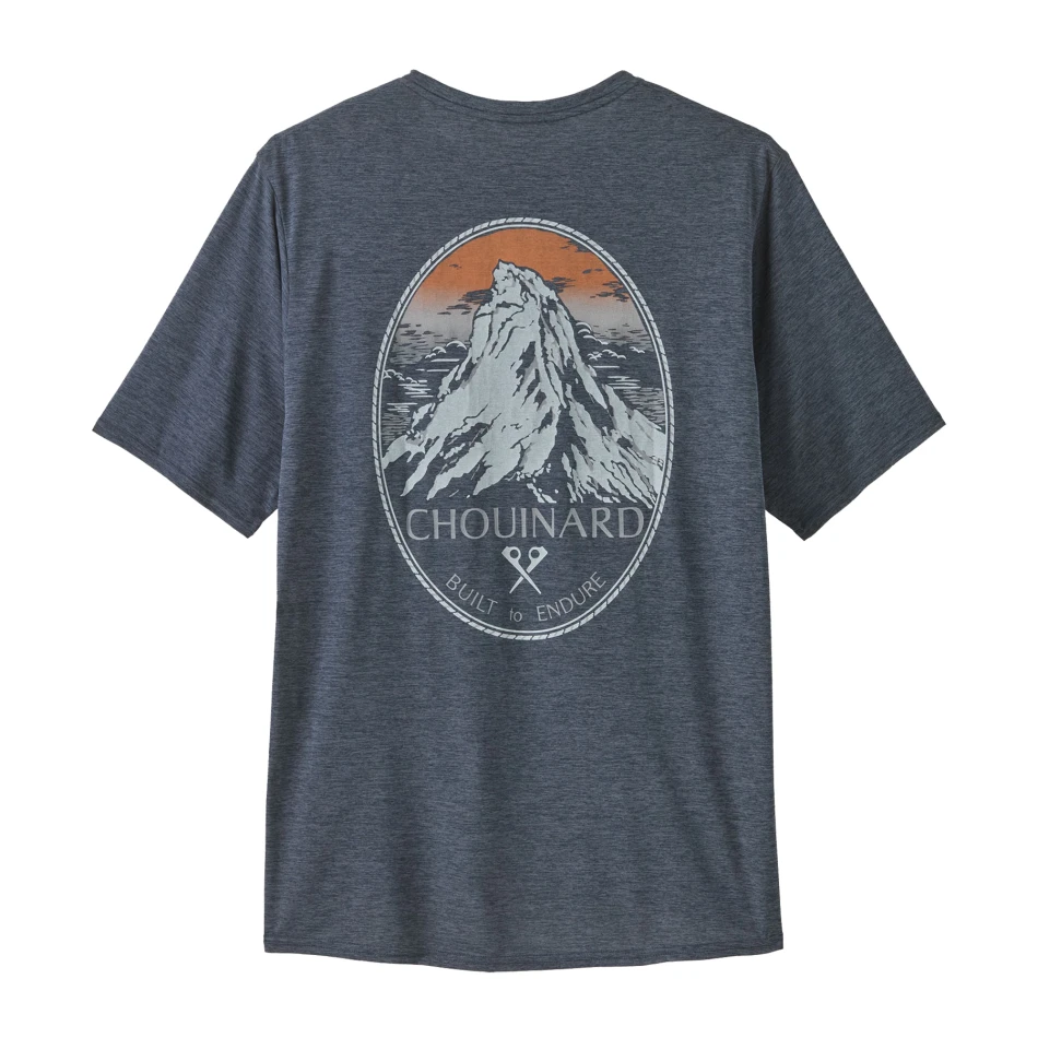 M's Cap Cool Daily Graphic Shirt Lands, kolor: CSBX - Chouinard Crest Smolder Blue X-Dye