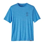M's Cap Cool Daily Graphic Shirt Lands, kolor: Chouinard Crest: Vessel Blue  X-Dye