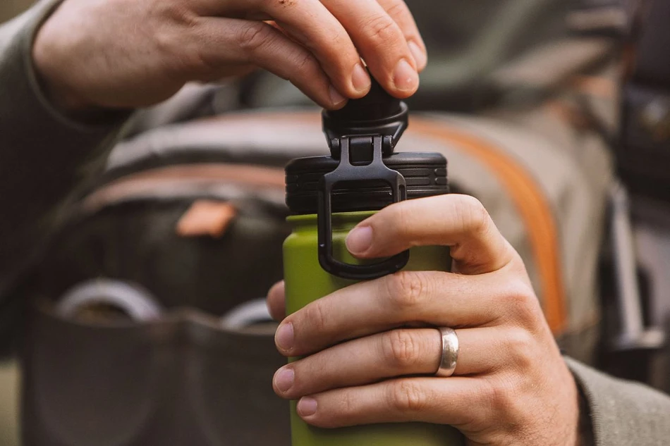 Beverage Bottle, kolor: Light Olive (Green)