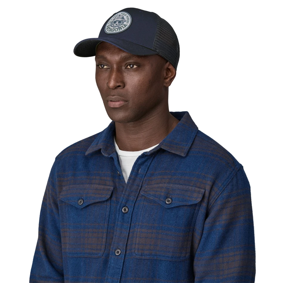 Take A Stand Trucker Hat, kolor: WGNA - Willd Grizz:  New Navy
