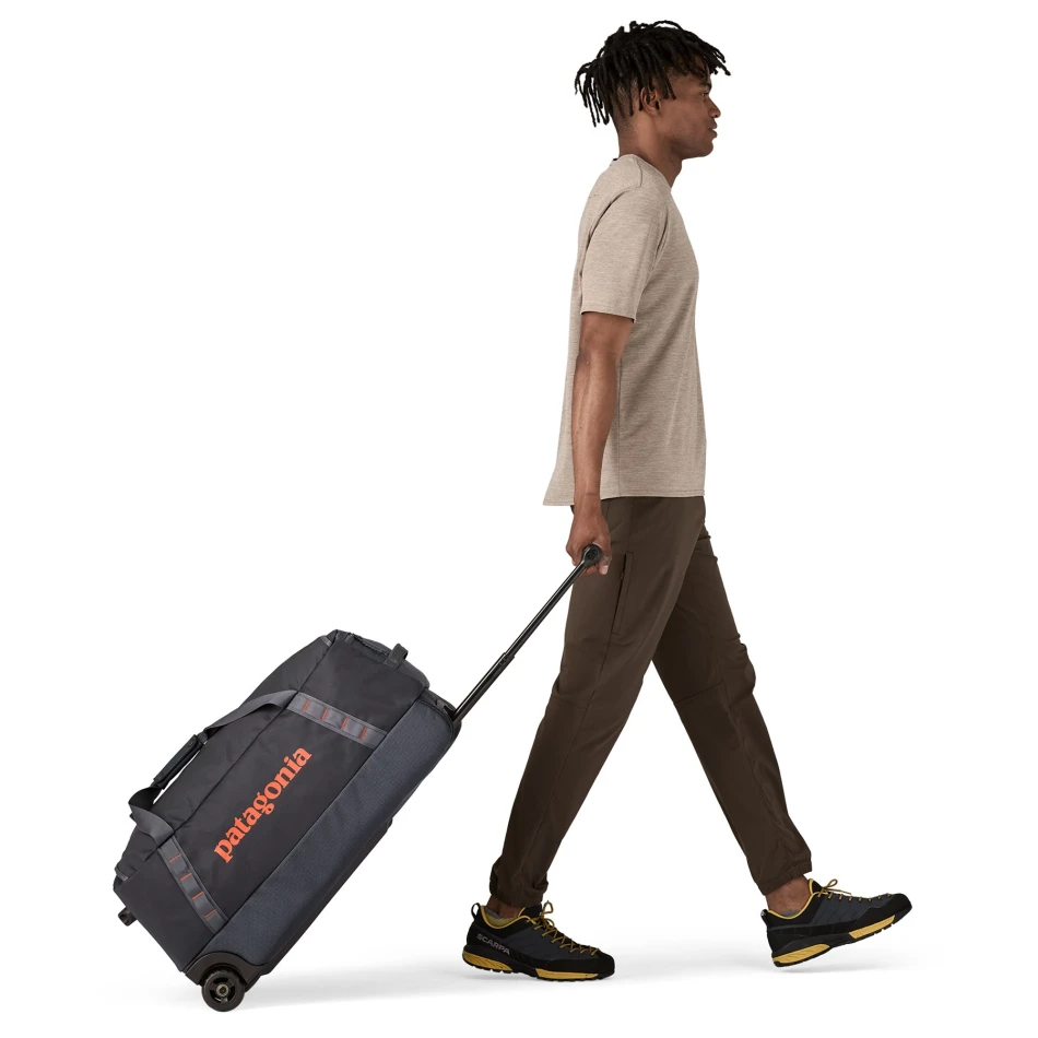 Black Hole Wheeled Duffel 70L, kolor: Smolder Blue