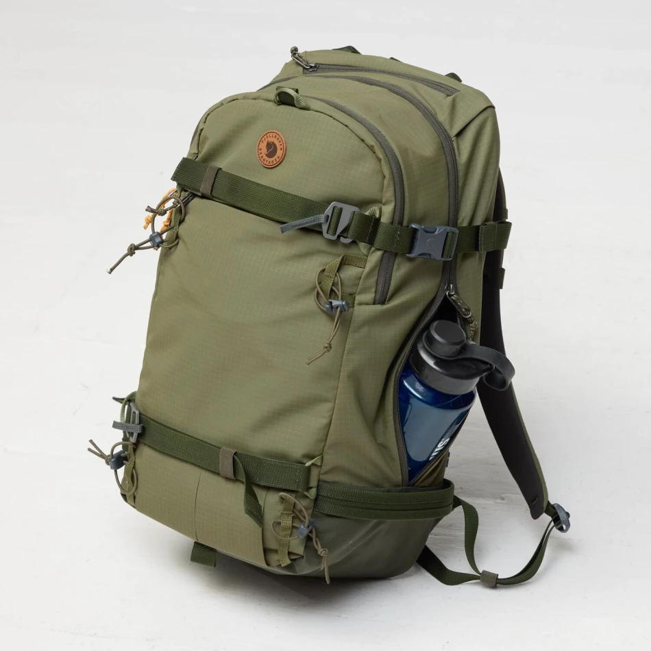 Bergtagen Touring 22, kolor: 625-662 - Laurel Green / Deep Forest