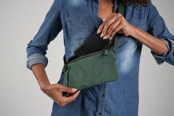 Eagle Creek Stash RFID Sling Bag, kolor: Grass Green