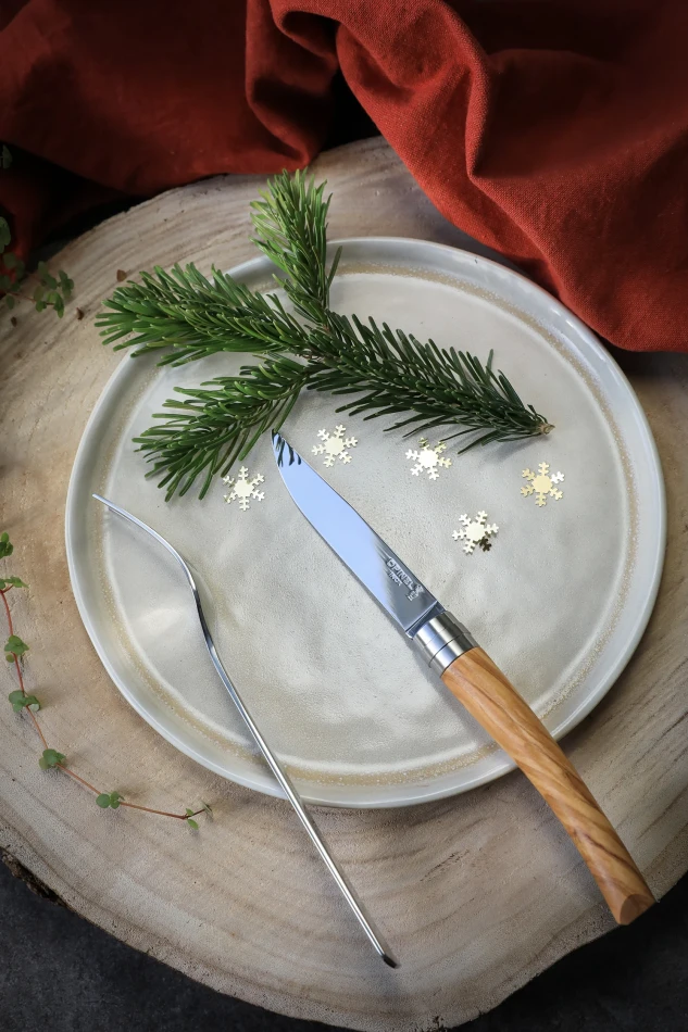 Opinel Table Chic Olive Wood Set