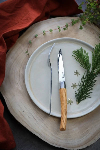 Opinel Table Chic Olive Wood Set