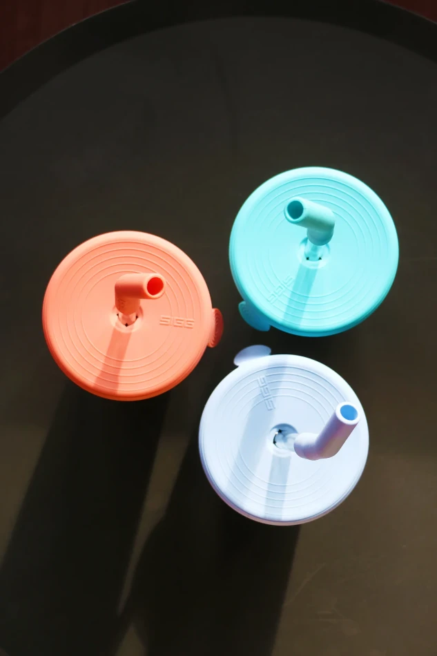 SIGG Kids Straw Cup 0,35 L - mix kolorów, widok od góry