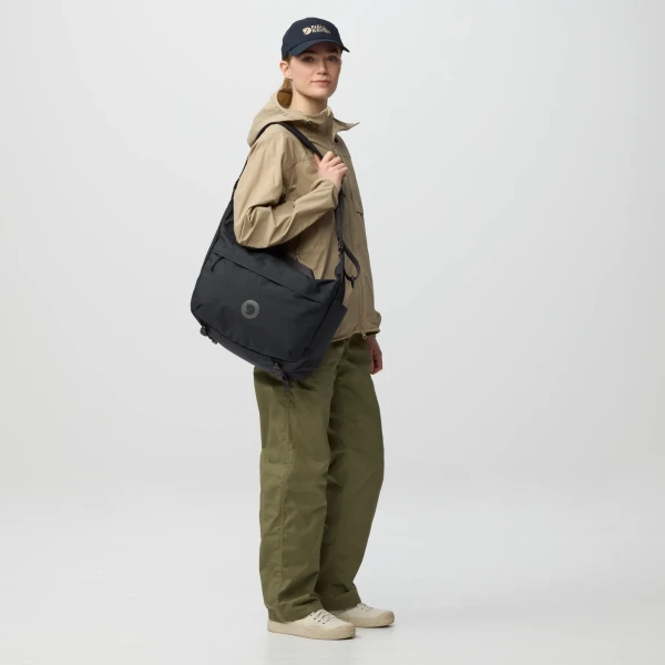 Fjallraven Farden Crossbody - 037 - Coal Black - 4