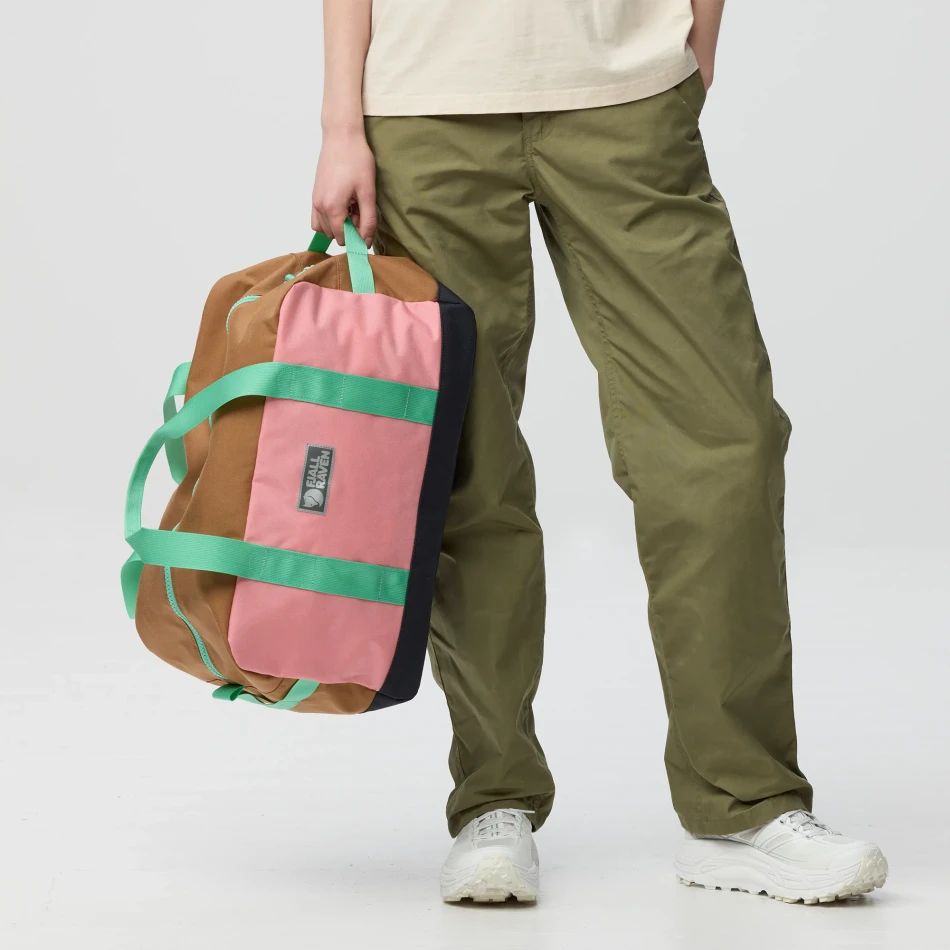 Fjallraven Vardag Duffel 33, kolor: 354-228 Poppy Pink - Khaki Dust