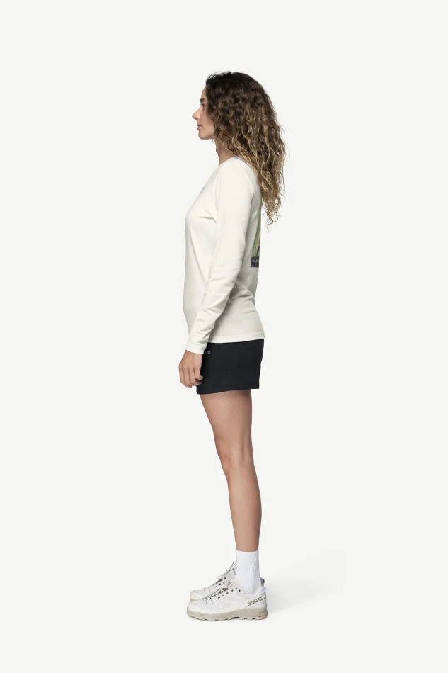 Devold Premium Woodworker LS WMN, kolor: White - prezentacja na modelce - bok