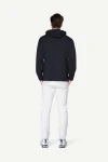 Devold Archive Anorak, kolor: Deep Marine - prezentacja na modelu
