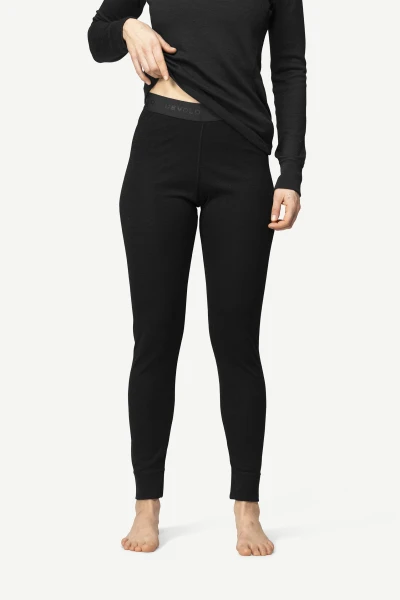 Devold Duo Active Merino 205 Longs WMN, kolor: Black - prezentacja na modelce - przód