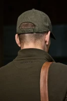 Harkila Corduroy Cap, kolor: Grape Leaf - prezentacja na modelu