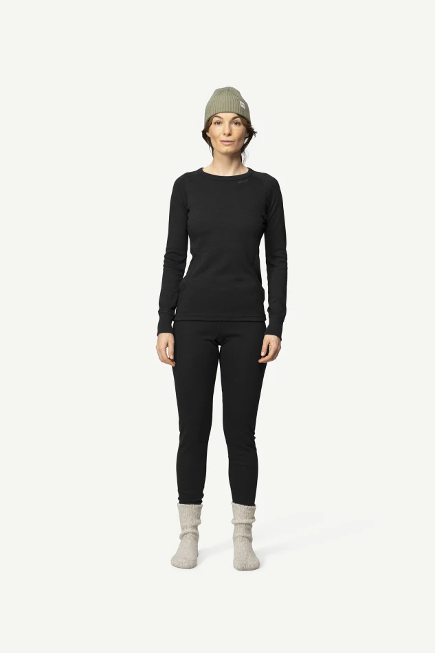 Devold Duo Active Merino 205 Shirt WMN, kolor: Black - prezentacja na modelce - przód