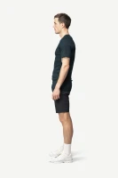 Devold Lauparen Merino 190 Base Tee MAN, kolor: Ink - prezentacja na modelu - bok
