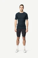 Devold Lauparen Merino 190 Base Tee MAN, kolor: Ink - prezentacja na modelu - przód