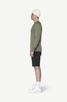 Devold Lauparen Merino 190 Base Shirt MAN, kolor: Lichen - prezentacja na modelu - bok