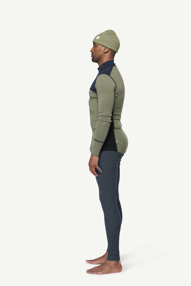 Devold Lauparen Merino 190 Zip Neck MAN - prezentacja na modelu - bok