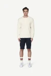 Devold Archive Henley LS, kolor: White - prezentacja na modelu - przód