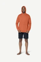 Devold Everyday Hoodie MAN, kolor: Brick - prezentacja na modelu - przód