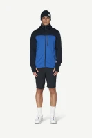Devold Explorer Merino Hooded Jacket MAN, kolor: Royal/Ink - prezentacja na modelu - przód