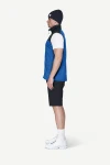 Devold Explorer Merino Vest MAN, kolor: Royal/Ink - prezentacja na modelu - bok