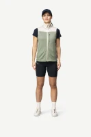 Devold Explorer Merino Vest WMN, kolor: Fog/Raw White - prezentacja na modelce - przód