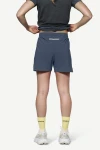 Devold Endurance Merino Shorts WMN, kolor: Night - prezentacja na modelce - tył