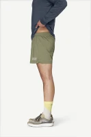 Devold Endurance Merino Shorts MAN, kolor: Lichen - prezentacja na modelu - bok