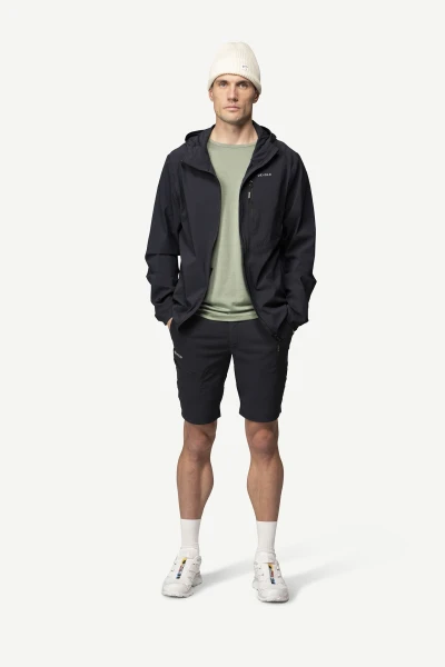 Devold Heroy Merino Jacket MAN, kolor: Caviar - prezentacja na modelu - rozpięta kurtka