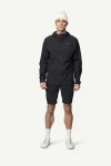 Devold Heroy Merino Jacket MAN, kolor: Caviar - prezentacja na modelu - przód