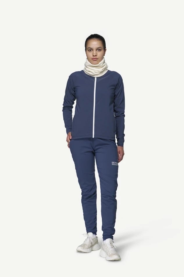 Devold Endurance Merino Jacket WMN, kolor: Night - prezentacja na modelce - przód