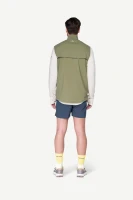 Devold Endurance Merino Vest MAN, kolor: Lichen - prezentacja na modelu - tył