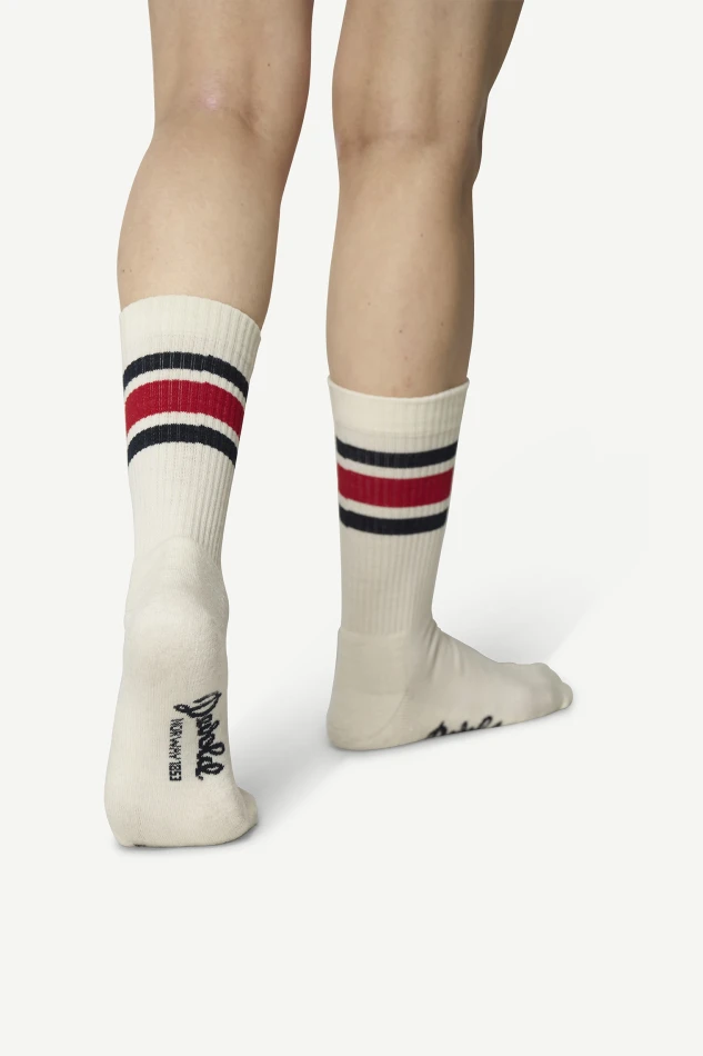 Devold Archive Merino Sock, kolor: Offwhite - prezentacja na modelce