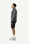 Devold Nordsjo Wool Sweater, kolor: Navy - prezentacja na modelu - bok