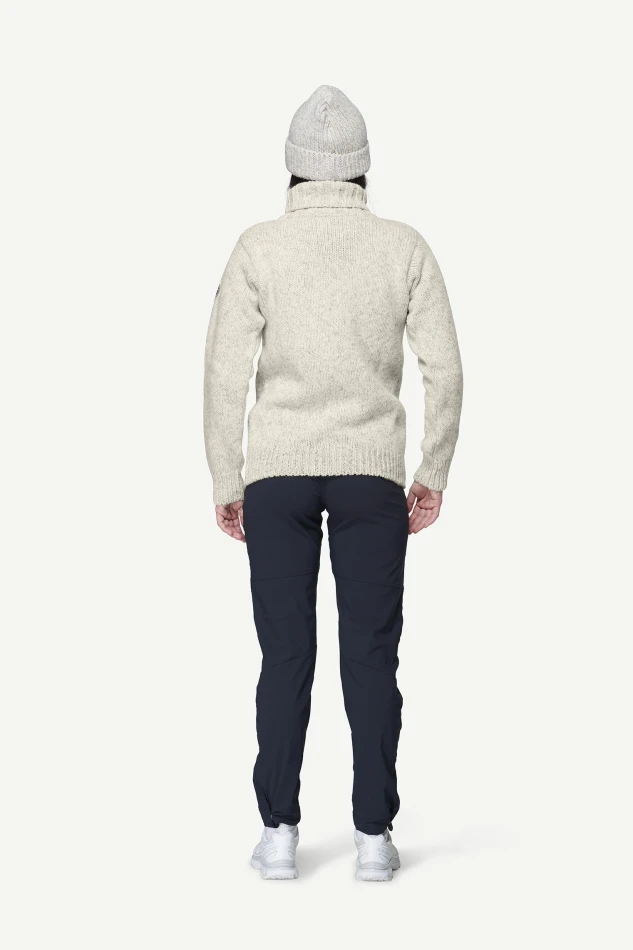 Devold Nansen Wool High Neck, kolor: Grey Melange - prezentacja na modelce - tył