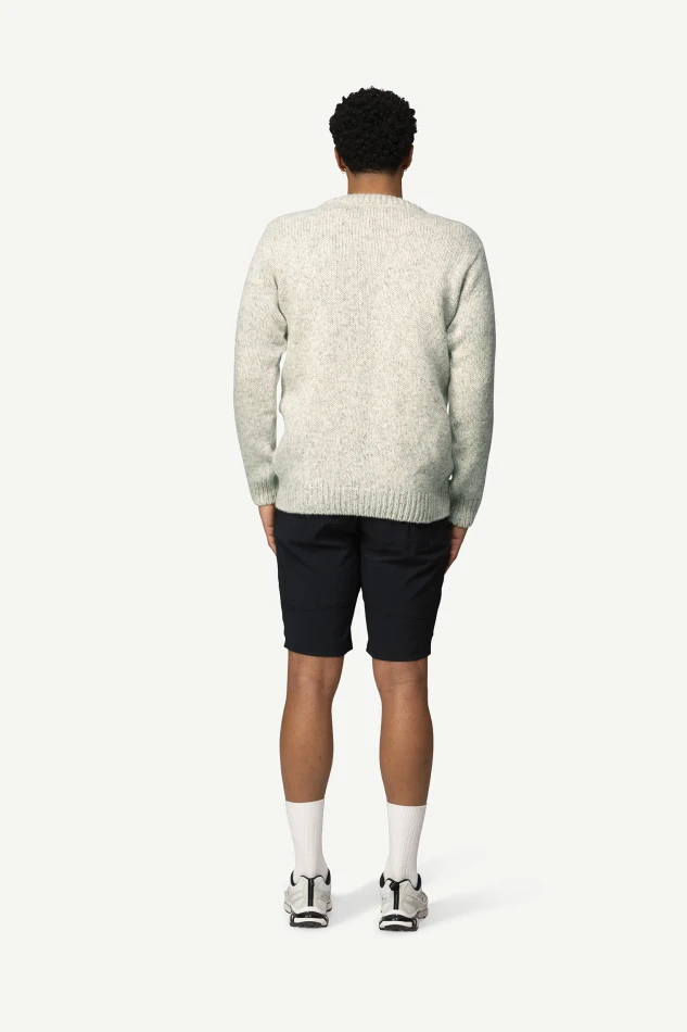 Devold Nansen Wool Sweater, kolor: Grey Melange - prezentacja na modelu - tył