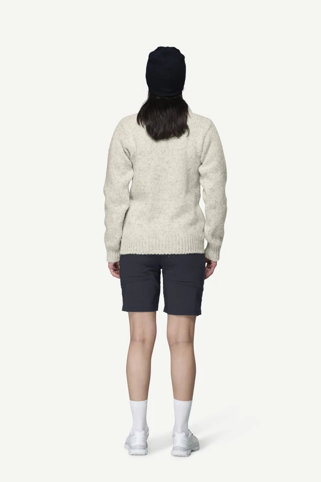 Devold Nansen Wool Sweater, kolor: Grey Melange - prezentacja na modelce - tył