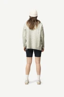 Devold Nansen Wool Sweater WMN, kolor: Grey Melange - prezentacja na modelce - tył