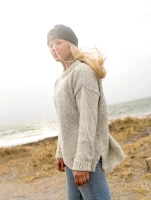 Devold Nansen Wool Sweater WMN, kolor: Grey Melange - zdjęcie w terenie