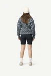 Devold Svalbard Wool Zip Neck, kolor: Night/Offwhite - prezentacja na modelce - tył