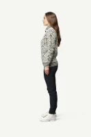 Devold Svalbard Wool Zip Neck, kolor: Offwhite/Anthracite - prezentacja na modelce - bok