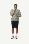 Devold Svalbard Wool Zip Neck, kolor: Offwhite/Anthracite - prezentacja na modelu - przód