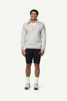 Devold Svalbard Wool Zip Neck, kolor: Offwhite/Grey - prezentacja na modelu - przód