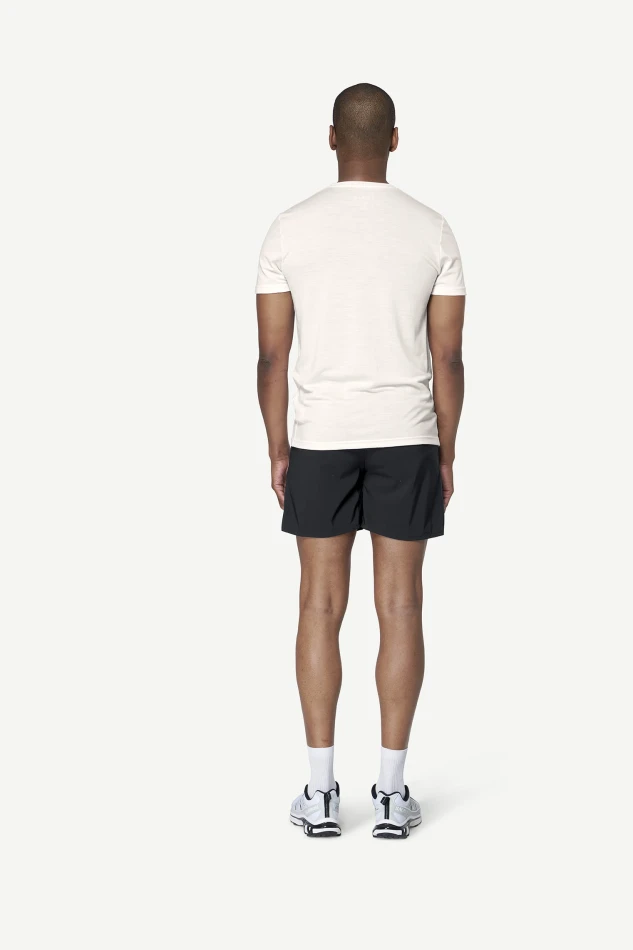 Devold Classic Legacy Tee MAN, kolor: White - prezentacja na modelu - tył