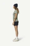 devold-premium-fisherman-tee-wmn-Fog-3.webp