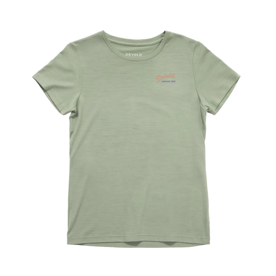 devold-premium-fisherman-tee-wmn-Fog-5.webp