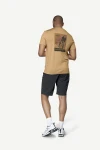 Devold Premium Fisherman Tee MAN, kolor: Oak - prezentacja na modelu - tył
