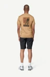 Devold Premium Fisherman Tee MAN, kolor: Oak - prezentacja na modelu - tył